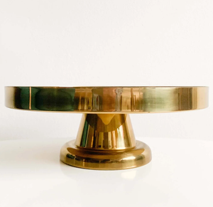 ขาตั้งเค้กทองเหลืองทำมือ พร้อมผิวสัมผัสแบบขัดเงา ใช้สำหรับตกแต่งโต๊ะงานเลี้ยง งานแต่งงาน โชว์ขนมหวานและเค้ก - Product Image 3