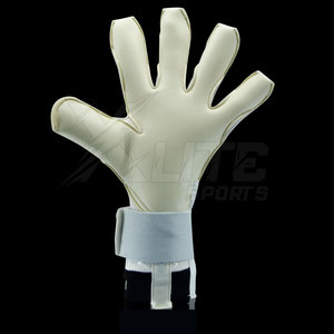 Gants d'entraînement ajustables en cuir respirant pour gardiens de but avec paume en latex pour une meilleure adhérence - Product Image 2
