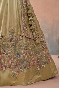 Lehenga Choli vintage brodé de fleurs, robe de soirée en soie beige, tenue ethnique pour femmes - Product Image 3