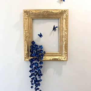 Sofisticado Marco de Fotos de Aluminio con Borde Elegante y Acabado Liso para una Decoración de Primera Calidad - Product Image 1