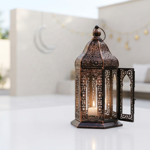 Lanterne à bougie en cuivre antique de style marocain pour la décoration de la maison pendant le Ramadan - Product Image 1