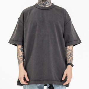 เสื้อยืดคอกลมแขนสั้นสีดำสำหรับผู้ชาย ทรงปกติ ผ้าเจอร์ซีย์ถัก แห้งเร็ว สไตล์ลำลอง สีพื้น ดีไซน์เรียบง่าย - Product Image 2