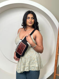 Western Hair on & Tooled Sac de taille en cuir pour unisexe en cuir véritable Sac utilitaire de poitrine de haute qualité en cuir de qualité supérieure Fanny Packs - Product Image 3