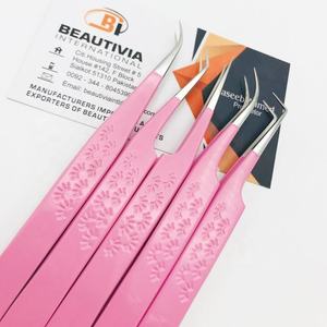 Pince à épiler d'extension de cils imprimée de cils roses de Logo personnalisé professionnel acier inoxydable durable testé à la main pointu Durable - Product Image 1