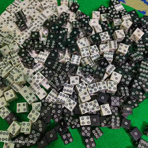 ลูกเต๋าทำจากเขาควายดำพรีเมียม งานแฮนด์เมดสุดหรู สำหรับเกมกระดาน ราคาประหยัด - Product Image 3