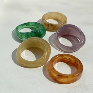 Juego de Anillos de Resina de Lujo, Anillos Acrílicos Personalizados, Joyería de Moda para Mujeres y Niñas - Product Image 2