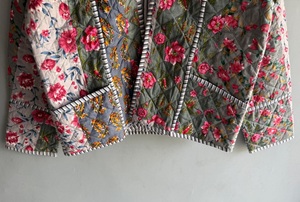 Veste matelassée florale pour femme, style bohème, ouverte sur le devant, rembourrée, manches longues, poches plaquées, vêtement d'extérieur décontracté, cadeau pour elle - Product Image 3