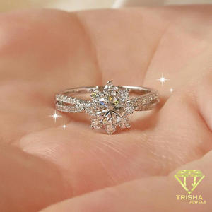 Anillo de compromiso de moissanita de corte redondo con diseño floral, anillo de boda de plata de ley, joyería elegante y brillante, regalo para mujer - Product Image 4