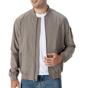 Chaqueta Bomber de Satén Personalizada OEM para Hombre, con Detalle Minimalista en los Hombros, Cierre Frontal con Cremallera, Forro Transpirable de Bambú, Chaqueta de Invierno - Product Image 3