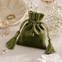 Pochette vintage en velours vert olive avec cordon de serrage et pompon doré, petit sac cadeau pour bijoux, bracelet, collier, rangement, logo personnalisé