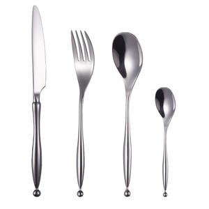 Juego de Cubiertos de Acero Inoxidable Sostenible de Primera Calidad |   Cubiertos Listos para Fiestas con Agarre Cómodo para Uso en el Hogar y Hoteles - Product Image 2
