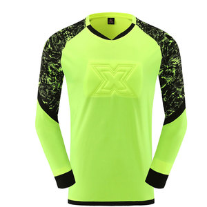 Maillot de football personnalisé respirant à manches longues pour gardien de but – Collection Hot Sale - Product Image 1