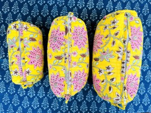 Ensemble de 3 trousses de maquillage vintage matelassées faites à la main en coton imprimé au bloc, pour l'organisation de cosmétiques, pochette artisanale avec fermeture éclair résistante à l'eau - Product Image 5