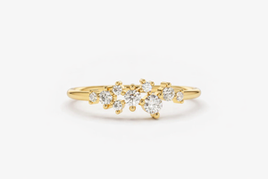 Bague d'anniversaire délicate et minimaliste en or jaune massif 14K 18K, avec diamant rond cultivé en laboratoire, au design unique et élégant, dernière collection. - Product Image 2