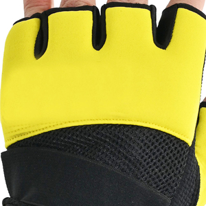 Gants de musculation en cuir PU imperméables et respirants de haute qualité, prix de gros, couleur et taille personnalisables pour la musculation - Product Image 2