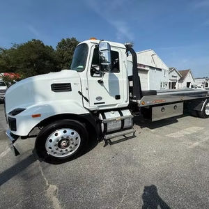 Camión Tractor Diésel Robusto 6x4, Cabeza Tractora de Servicio Pesado, Vehículo Comercial para Logística Industrial Global - Product Image 1