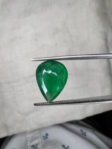 Piedra Preciosa Natural de Esmeralda Zambiana de Alta Calidad, Corte Pera, Verde Intenso, 4.88 Ct, para la Elaboración de Joyería de Lujo - Product Image 2