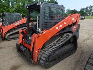 Venta al por mayor de cargadoras compactas Kubota SSV75 con capacidad de 2 a 6 toneladas, motor diésel único, motor de tracción CAT y caja de cambios para construcción. - Product Image 3
