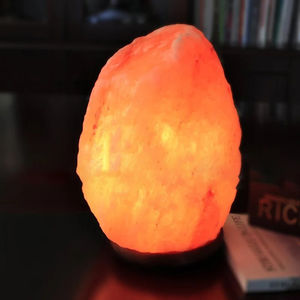 Lampes en sel de l'Himalaya sculptées, best-sellers, en cristal de roche naturel pur, matériau de décoration durable, lampe en sel avec base en bois - Product Image 1