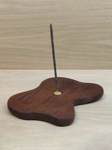 Plateau brûleur d'encens en bois de santal fait main avec sculpture d'oiseau et support métallique pour usage aromatique, décoration de table, diffuseur d'encens - Product Image 6