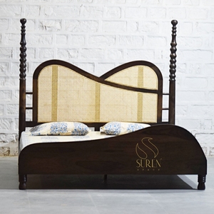 Cama con Dosel King Size de Madera Maciza, Marco de Madera Tallada, Color Marrón Oscuro, Muebles de Dormitorio Tradicionales, Cómodos y Vintage - Product Image 3