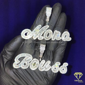 Collar de lujo con colgante de moissanita y cadena estilo hip hop, personalizado con letra, para hombre y mujer - Product Image 1