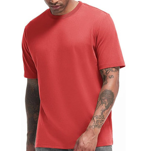 Camiseta de Manga Corta para Hombre, Color Rojo Sólido, Corte Regular, Cuello Redondo, Informal, de Algodón, Diseño Liso - Product Image 1