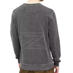 เสื้อสเวตเชิ้ตแขนยาวคอกลมผ้าโพลีเอสเตอร์/คอตตอนเนื้อแน่นแบบ Acid Wash ระบายอากาศได้ดี แห้งเร็ว เหมาะสำหรับฤดูหนาว ขายส่งจากโรงงานโดยตรง - Product Image 6