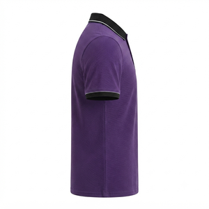 Camiseta de Golf Casual Personalizada para Hombre, Color Morado, Manga Corta, 100% Poliéster, Antiarrugas, Logotipo Frontal Impreso por Transferencia de Calor, Color Negro - Product Image 3