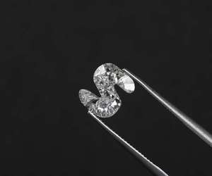 Diamante CVD Cultivado en Laboratorio con Claridad VVS-VS, Letra 'S' del Alfabeto, Certificado por IGI para la Fabricación de Joyas y Colgantes - Product Image 2