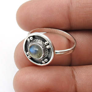 Belle bague en labradorite naturelle, argent sterling 925, style bohème, délicate, bague de mariage, bijoux faits à la main, style boho - Product Image 4