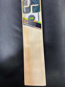 ไม้คริกเก็ตอิงลิชวิลโลว์น้ำหนักเบา ดีไซน์ปรับแต่งได้ ด้ามจับสั้น ใช้ได้ทั้งสองมือ ทนทาน พร้อมกล่องพรีเมียม จากโรงงานโดยตรง - Product Image 6