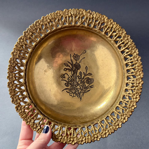 Vintage Wallace Baroque Round Gallery <b>Tray</b> Silver Plate Silverplate for Use Home and Hotel <b>Dinner</b> <b>Tray</b> Made by God Gift Exports - Product Image 2