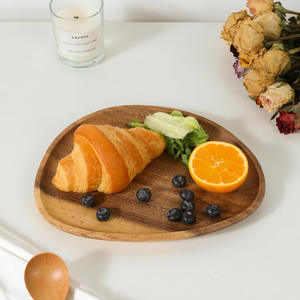 Plateau de service en bois de noyer de qualité supérieure planche de charcuterie en bois naturel pour Table à manger cuisine décor à la maison plateau en bois en gros - Product Image 4