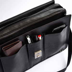 Maletín de Cuero para Portátil, Gran Capacidad, Casual, Hecho en Pakistán, Duradero, Calidad Premium, Unisex, Uso Diario - Product Image 3