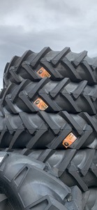 Neumático para tractor agrícola KUMATIRE KN114 para uso en arrozales, alta adherencia, caucho duradero, el más vendido en África y Asia. - Product Image 6