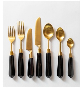Cuillères en métal à manche torsadé, finition miroir argenté, élégantes pour desserts et thé, ensemble de couverts de table - Product Image 4