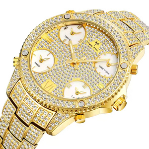 นาฬิกาควอตซ์ผู้ชาย ดีไซน์หรูหรา ประดับเพชรโมอิสซาไนต์ สไตล์ฮิปฮอป ระดับพรีเมียม พร้อมเพชรโมอิสซาไนต์สุดหรู - Product Image 1