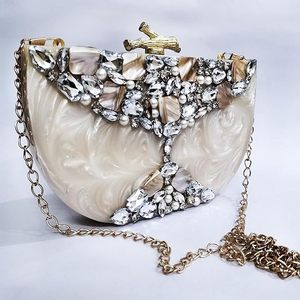 resin finish product all itams <b>crate</b> me Bags & Luggage Clutches ClutchesAcrylic White Golden Resin gums Clutch with crossbody - Product Image 2