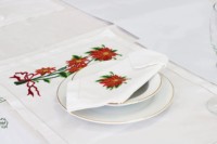 Ensemble de nappes et de serviettes de table personnalisées en broderie Quang Thanh, motif Poinsettia de Noël, 100% coton, lavable en machine, réutilisable, pour la maison et les restaurants