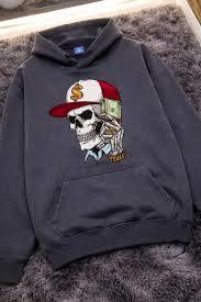 Sudadera con capucha extragrande de peso pesado con estampado gráfico de calavera – Sudadera de algodón con hombros caídos y forro polar estilo streetwear - Product Image 3