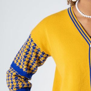 Ensemble jupe et haut pour femme, motif pied-de-poule doré, élégant, deux pièces assorties, tenue décontractée tendance, mini-jupe et haut stylés, boutique pour femmes - Product Image 3