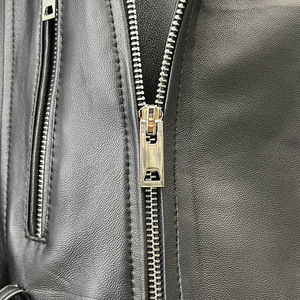Chaqueta de Motociclista Personalizada para Mujer, de Cuero Genuino, Transpirable, con Logotipo Bordado, Etiqueta Personalizada, Ropa Exterior de Moda para Motocicleta - Product Image 3