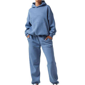 Ensemble de survêtement d'hiver deux pièces personnalisé pour femme grande taille, style streetwear, en molleton uni 300 GSM, comprenant un sweat à capuche ample et un pantalon de jogging - Product Image 6