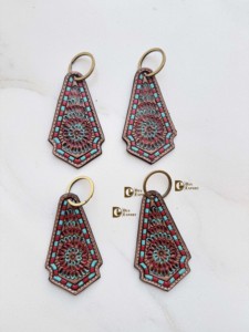 Llavero de Cuero Hecho a Mano con Diseño Turquesa 2026, Pendientes de Llavero de Color Turquesa, Venta Caliente, Accesorio de Regalo Ligero para Unisex - Product Image 4
