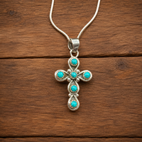 Pierre précieuse naturelle turquoise en forme de croix 15x10mm en laiton plaqué argent, sculptée, pour colliers pendentifs de style sud-ouest