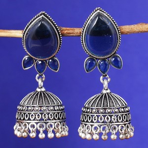 Pendientes Jhumka de Plata Oxidada con Piedra Azul, Hechos a Mano, Estilo Étnico Bohemio, Joyería Tradicional para Mujer, Proveedor de Fábrica - Product Image 6