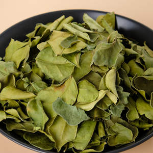 Feuilles de citron vert kaffir séchées naturelles vietnamiennes pour soupe et thé - Product Image 4