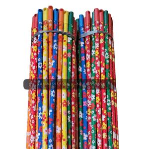 Al por mayor: Tapón de extremo de madera para mango de escoba floral, Palo de madera para cepillo, Herramientas de limpieza de madera, Artículos domésticos ecológicos, Mango corto - Product Image 1