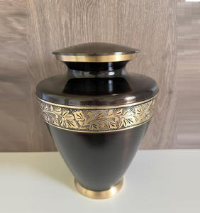 Urna de cremación con acabado dorado grabado en aluminio personalizado al por mayor para cenizas humanas adultos y bebés urnas de recuerdo de cremación de Metal - Product Image 1